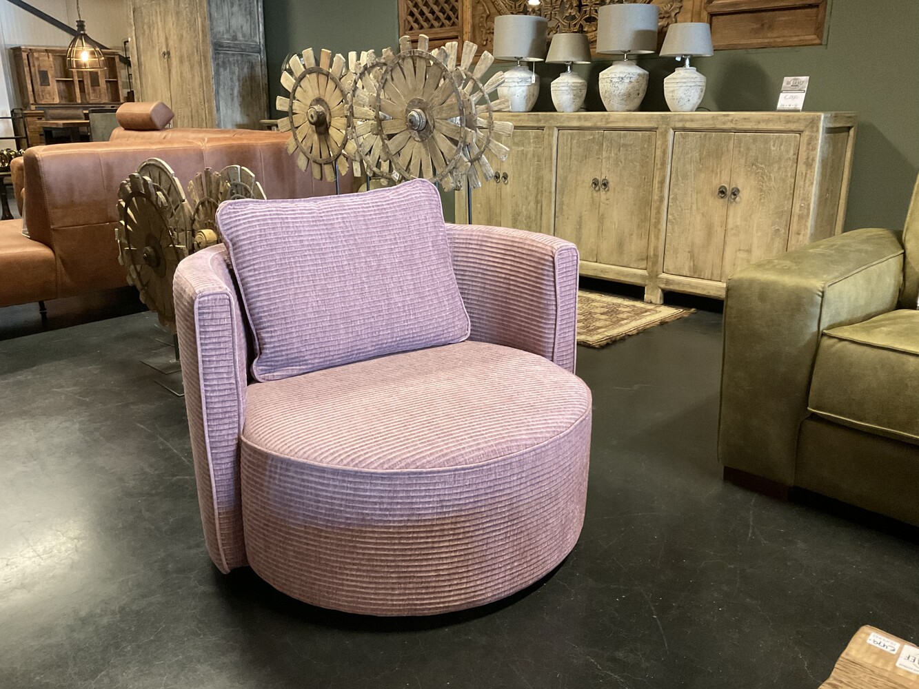 Draaifauteuil Soho In Stof Bodega Magnolia 160 Stoere Fauteuils