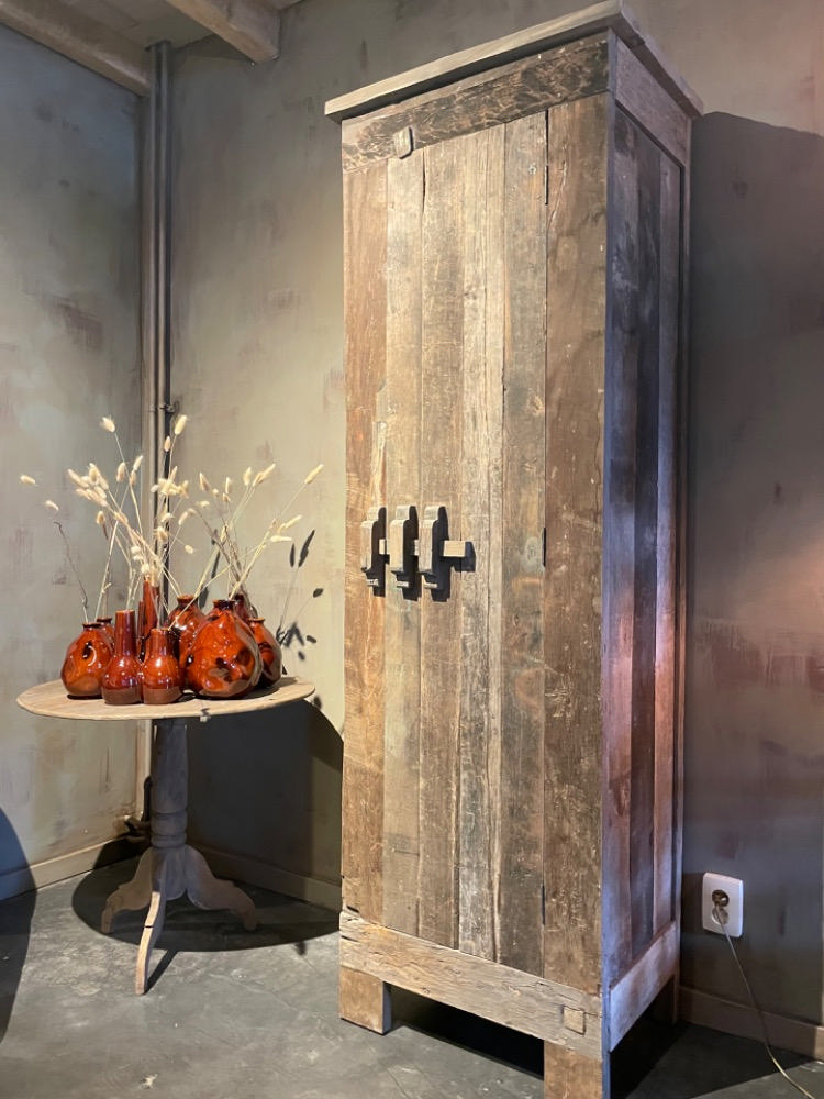 Halloween Penelope Plaatsen Kast Raw hoog 1 deurs landelijk rustiek - Railwood Collection - Collecties  - Colonial Warehouse